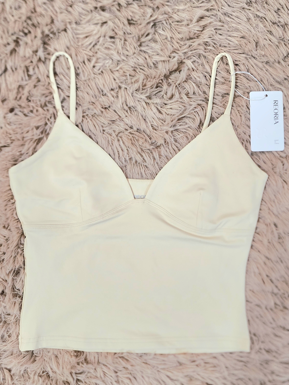 REORIA Butsmooth® Womens Sexy V-Neck, Pale Yellow Double Lined Cropped Tank Top